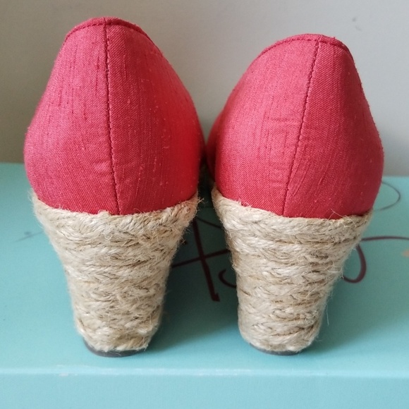 SOLD OUTLife Stride Red Espadrilles peep toe shoes - Picture 4 of 5